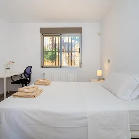 Dolores Perfect For Holidays * El Campello